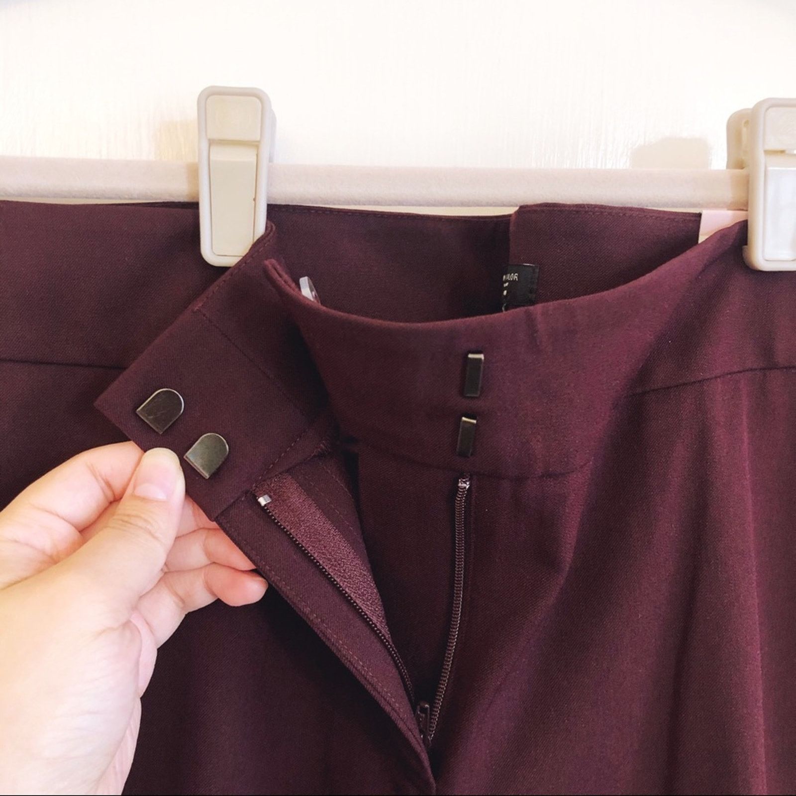 Ann Taylor Ann Taylor Maroon Modern Slim Leg Dress Pants Size 28" / US 6 / IT 42 - 6 Thumbnail