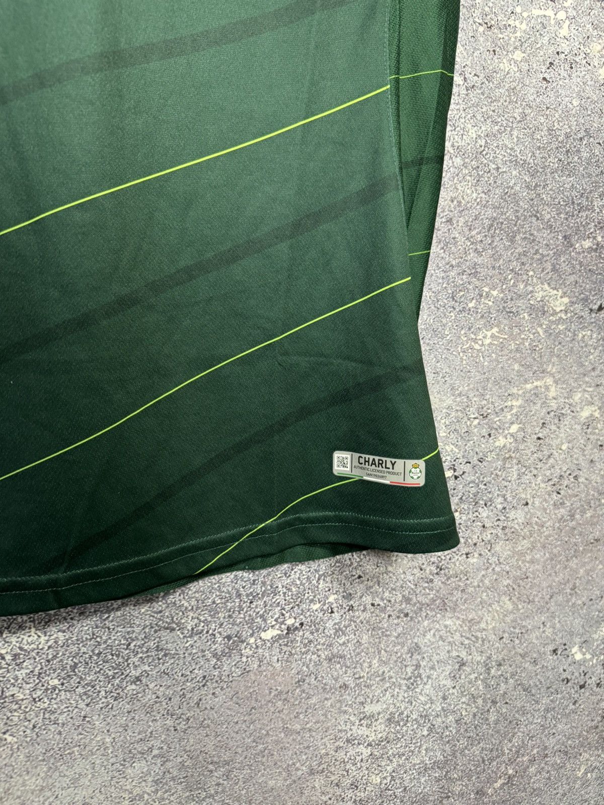 Vintage Vintage Santos Laguna 2019/20 Charly Soccer Jersey Medium Size US M / EU 48-50 / 2 - 8 Thumbnail