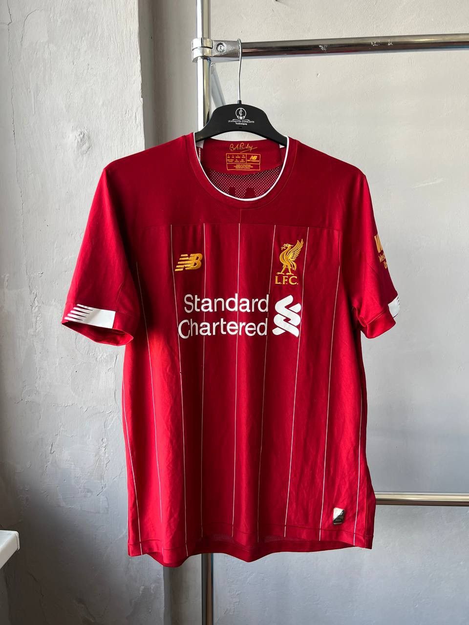 New Balance 2019/20 LIVERPOOL FC #11 M.SALAH HOME SOCCER JERSEY SHIRT L Size US L / EU 52-54 / 3 - 3 Thumbnail