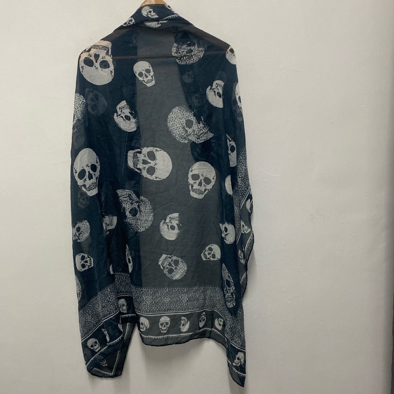 If Six Was Nine × Japanese Brand GERINLY Shemagh Tactical Scarf Skull Pattern Keffiyeh Size ONE SIZE - 5 Thumbnail