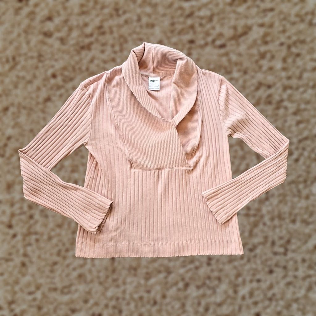 Nike Nike Top Womens Size Small Pink Ribbed Knit Yoga Collared Stretch Casual Capsule Shirt Women Small Pink Ribbed Knit Nike Top Yoga Casual Capsule Size S / US 4 / IT 40 - 1 Thumbnail