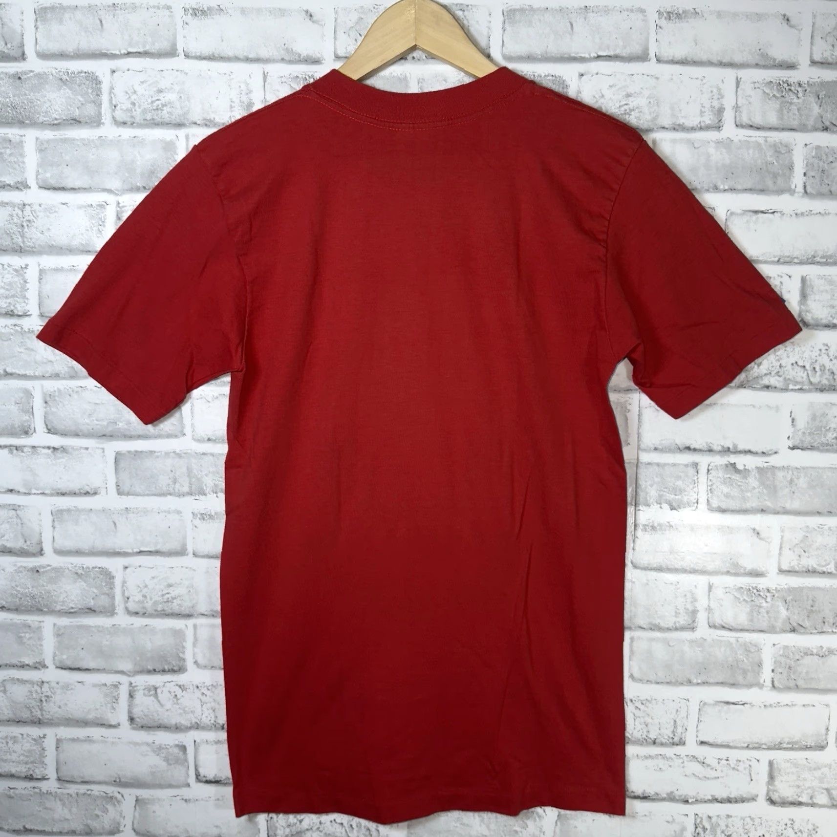 Vintage VINTAGE T Plus Red USA Theme Single Stitch Graphic Tee Men’s Large Size US L / EU 52-54 / 3 - 5 Thumbnail