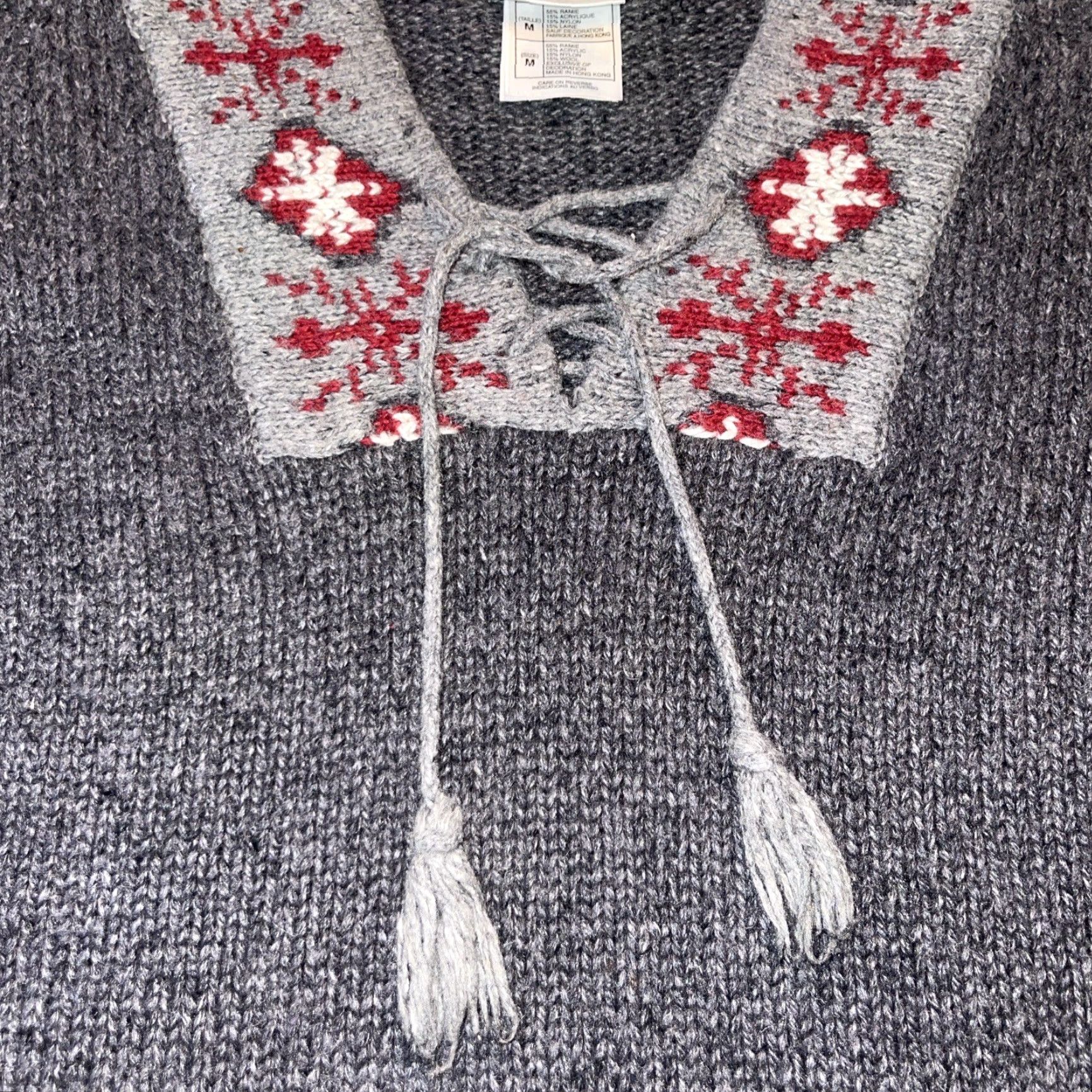 Disney Disney Winnie the Pooh Winter Sweater Womens M Lace Up Neck Gray Knit Pullover Size M / US 6-8 / IT 42-44 - 6 Thumbnail