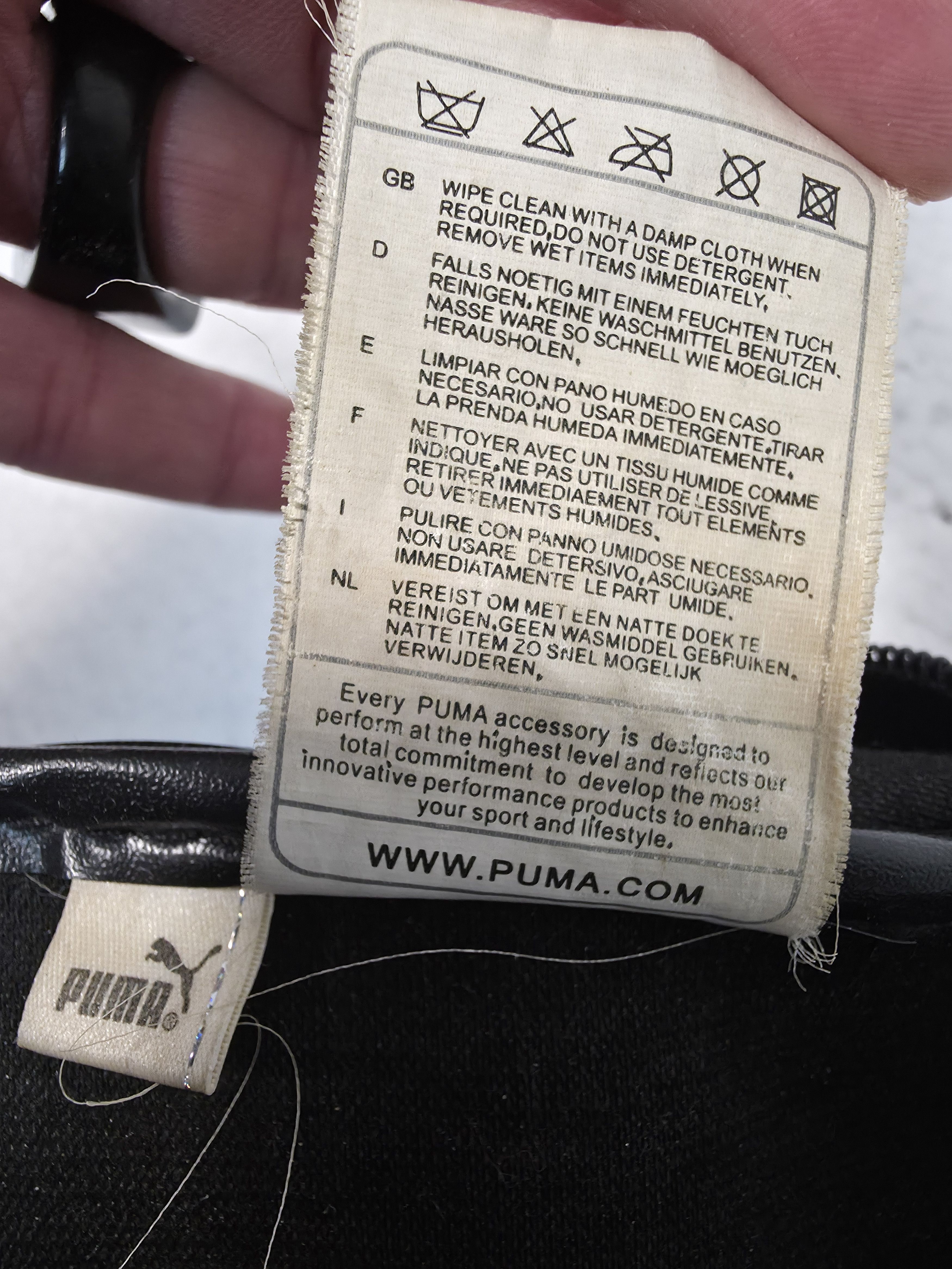 Puma Puma vintage Y2K bag. Puma Mini Boston bag Size ONE SIZE - 11 Thumbnail