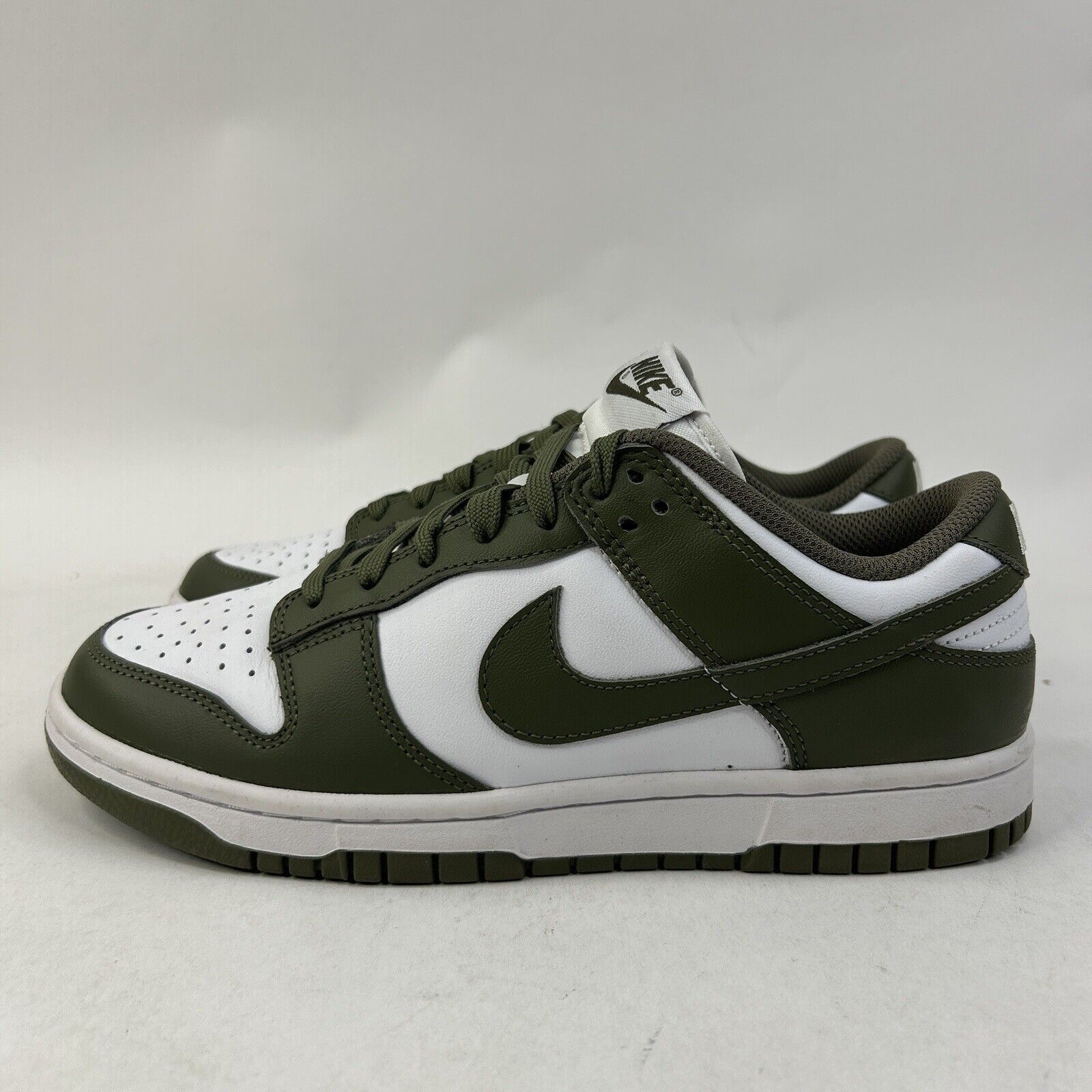 Nike Nike Dunk Low WMNS “Medium Olive/Green White” 2024 Size US 7 / IT 37 - 5 Thumbnail