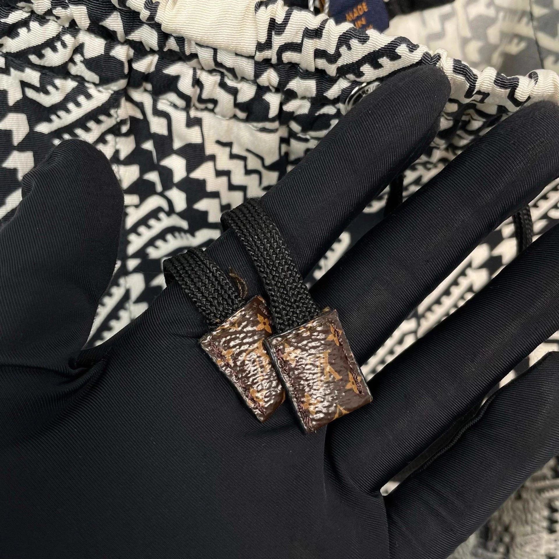 Louis Vuitton LV check pants black white colorblock 36 Size 26" / US 2 / IT 38 - 8 Thumbnail