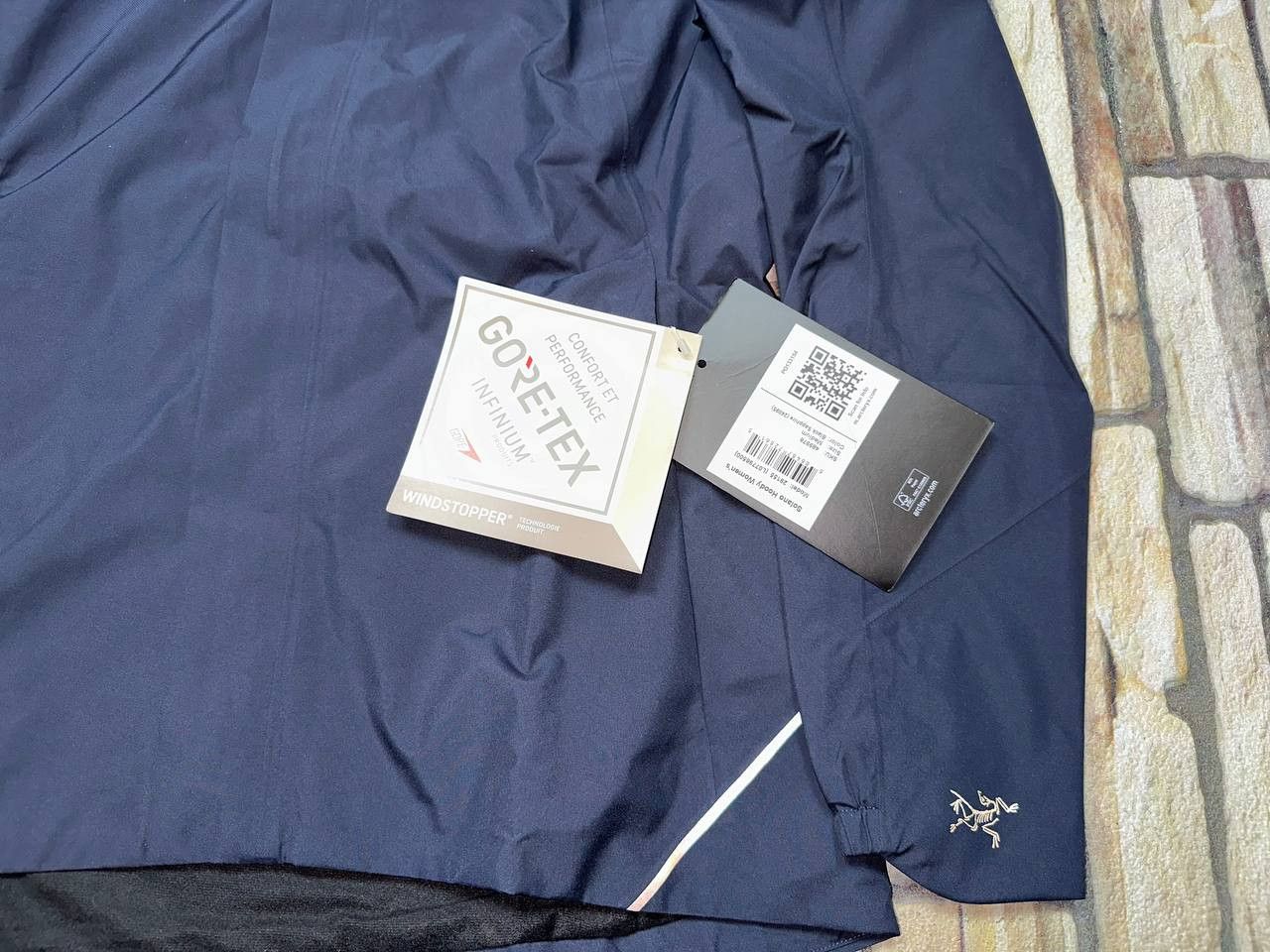 Arcteryx Solano Hoody Womens Jacket Goretex Infinium M