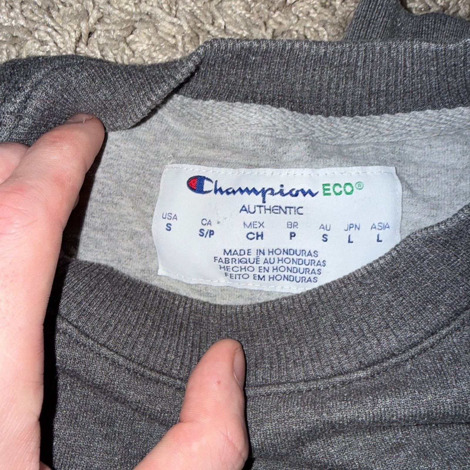 Champion Champion grey crewneck Size US S / EU 44-46 / 1 - 5 Thumbnail