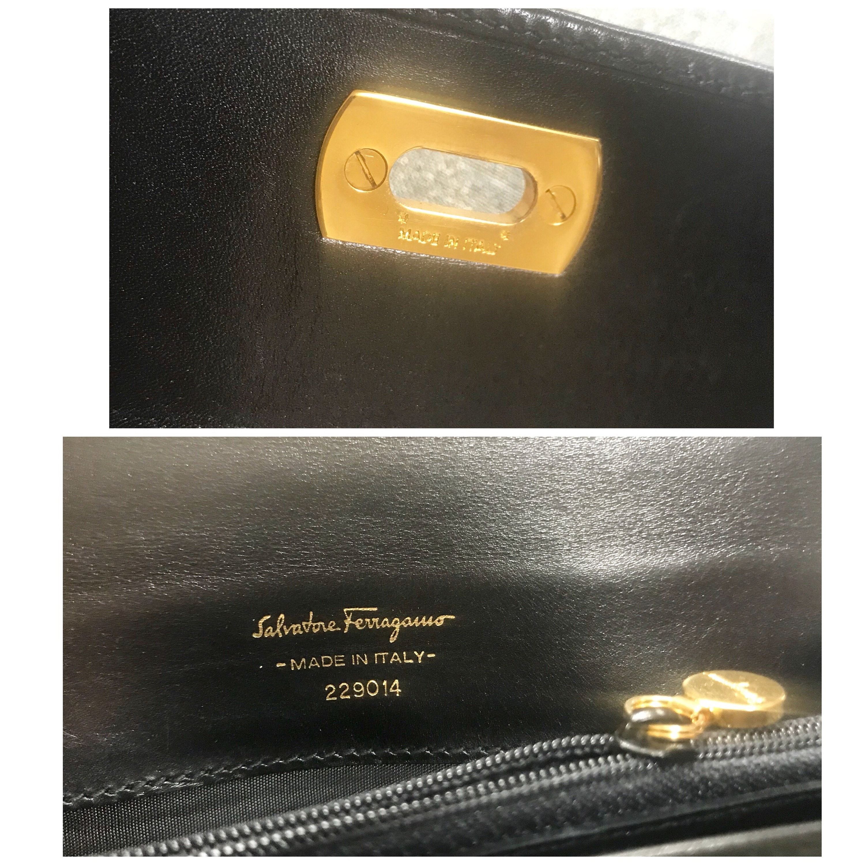 Salvatore Ferragamo Vintage Salvatore Ferragamo Gancini black leather wallet Size ONE SIZE - 7 Thumbnail