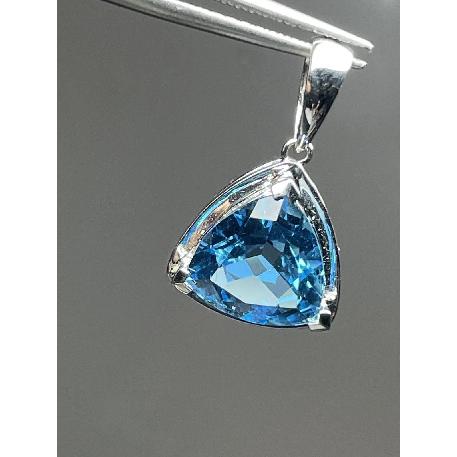 Designer Effy BH 14k White Gold Trillion Cut Blue Topaz Pendant Size ONE SIZE - 3 Thumbnail