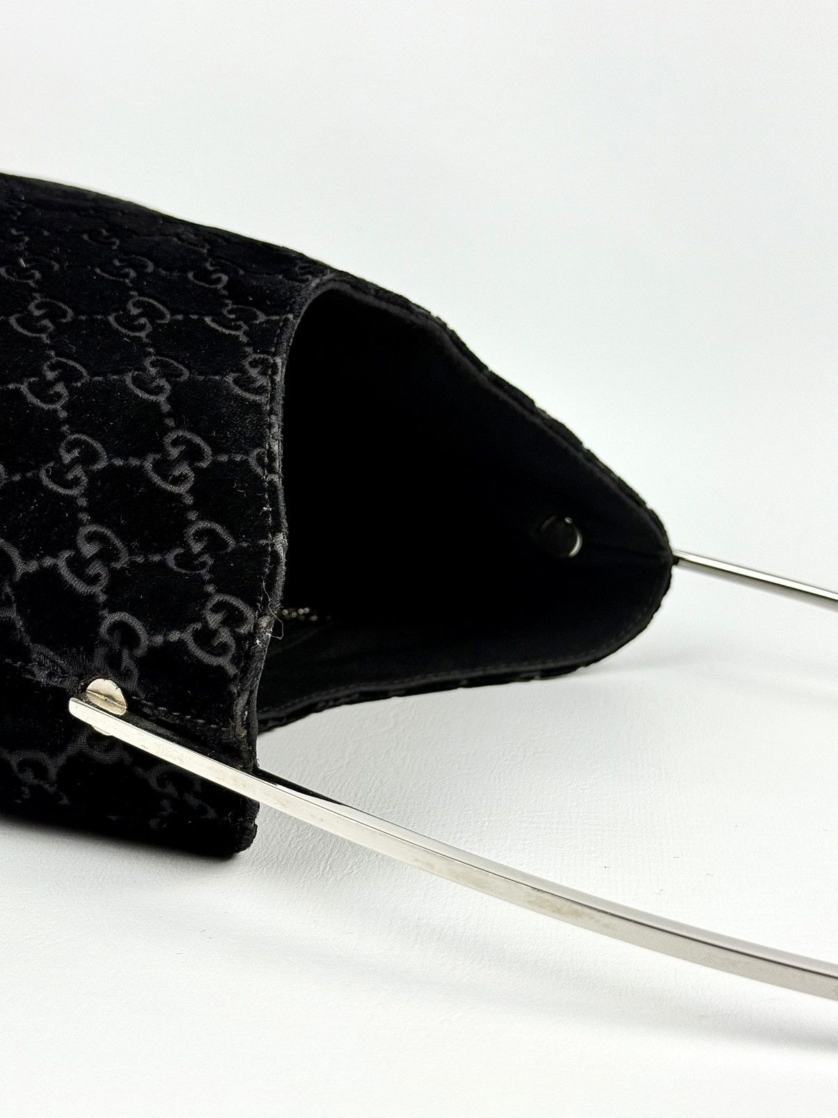 Gucci Gucci - Tom Ford - FW/1997 - Black - Velvet - Shoulder Bag Size ONE SIZE - 16 Thumbnail