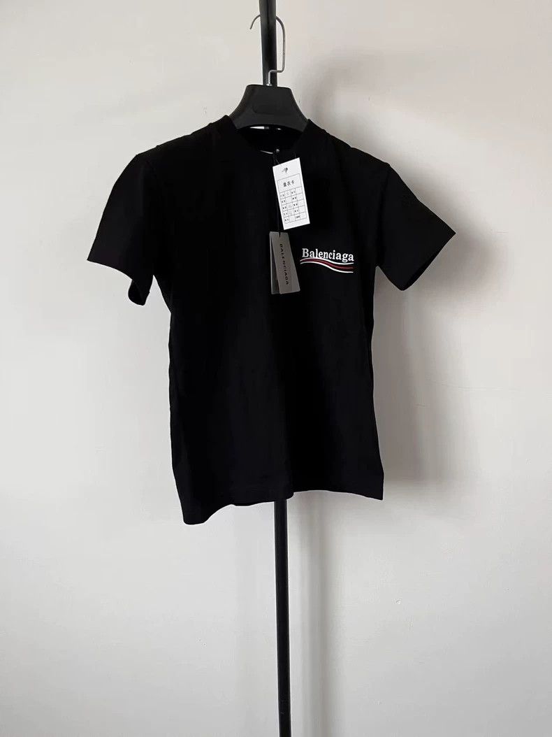 Balenciaga Balenciaga Logo letter pattern round neck pullover slim sh Size S / US 4 / IT 40 - 1 Thumbnail