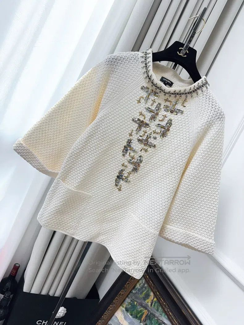 Chanel Chanel Airport show beige metal decoration heavy industry Size XS / US 0-2 / IT 36-38 - 1 Thumbnail