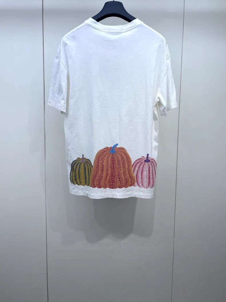 Louis Vuitton Louis Vuitton Yayoi Kusama Pumpkin Print T-Shirt Size US M / EU 48-50 / 2 - 3 Thumbnail