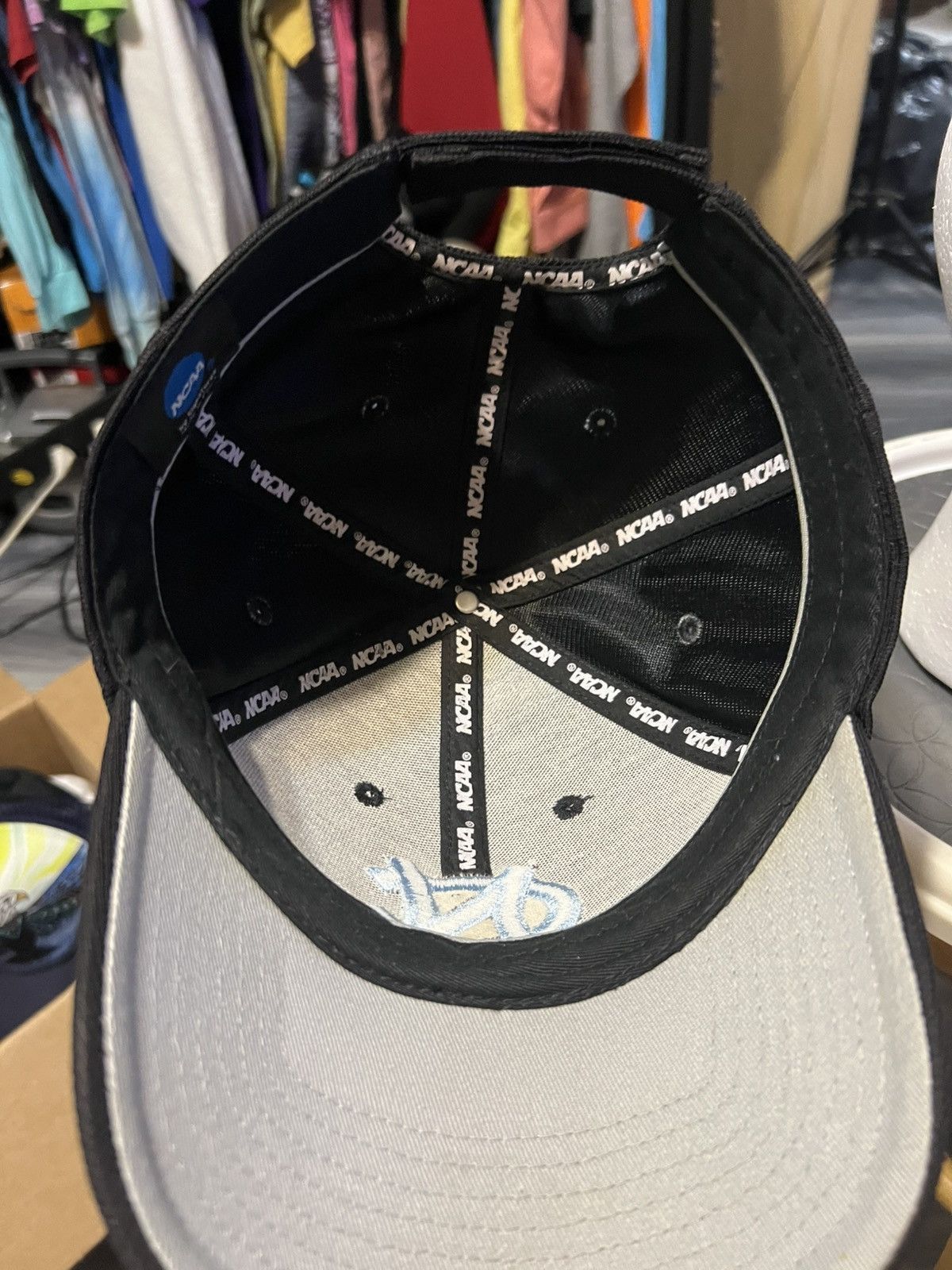 Signatures North Carolina Tar Heels NCAA Hat Size ONE SIZE - 5 Thumbnail