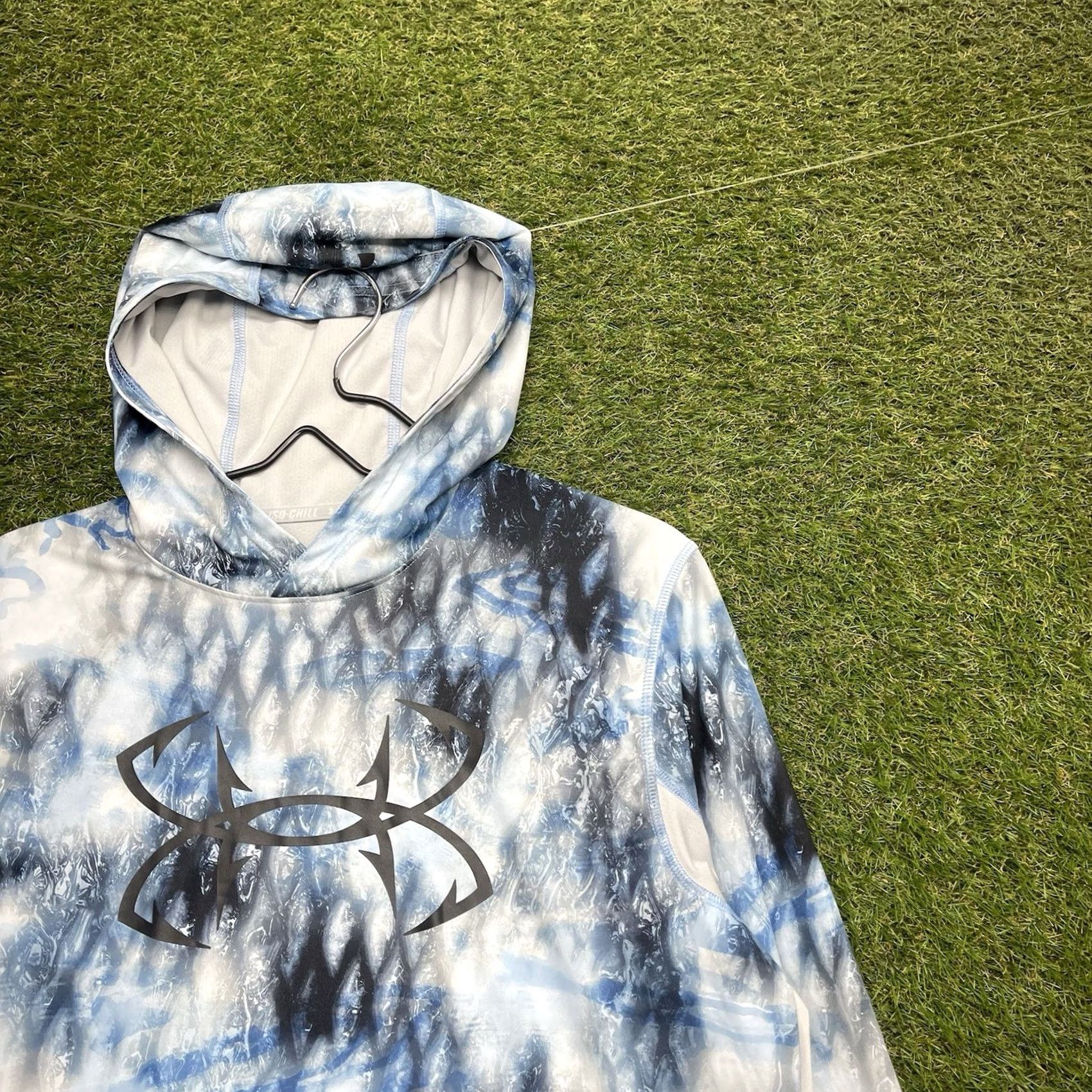 Under Armour Under Armour Iso Chill Shirt Mens Medium Long Sleeve Hooded Pullover Jersey Blue Logo Athletic Fall Zipless? (Note: cannot add extra words) Size US M / EU 48-50 / 2 - 2 Thumbnail