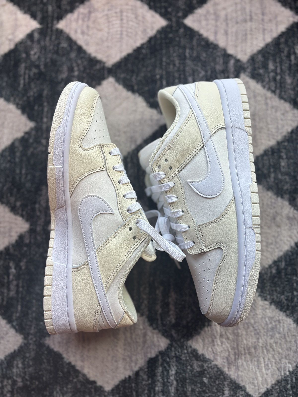 Nike Nike Dunk Low Coconut Milk 2022 Size US 9 / EU 42 - 2 Thumbnail