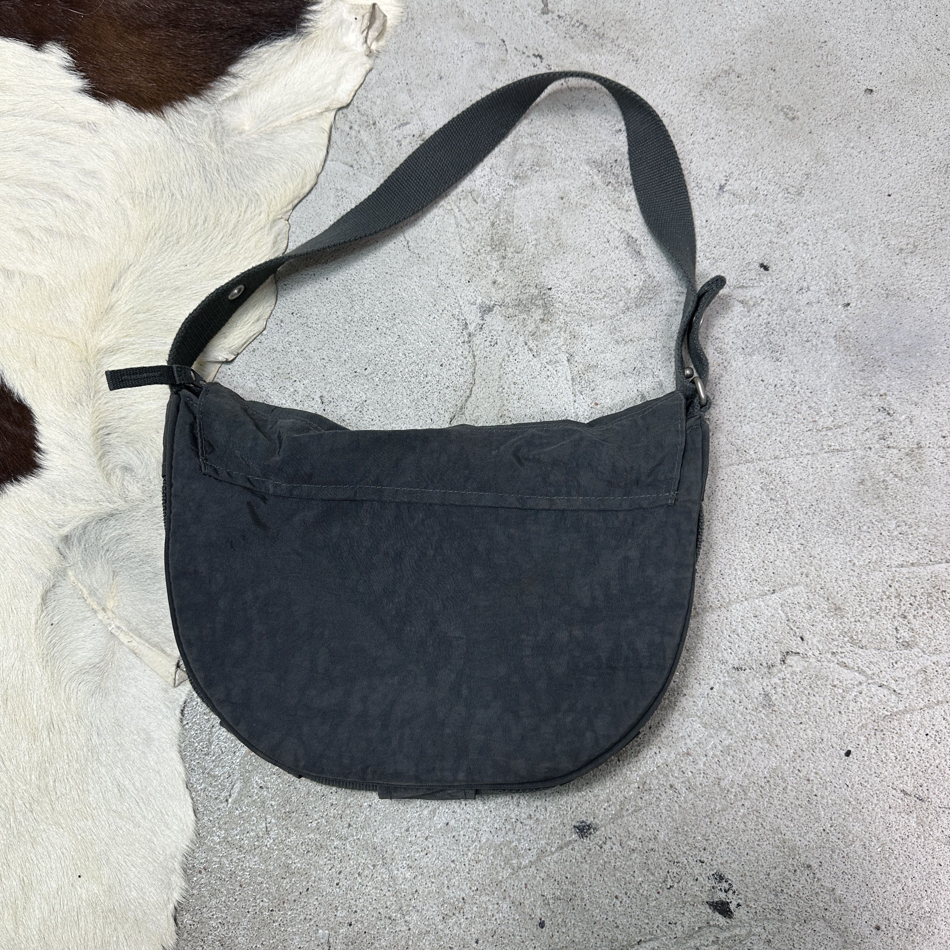 Puma Vintage Sporty Streetwear Nylon Puma Shoulder Bag Y2K Size ONE SIZE - 3 Thumbnail