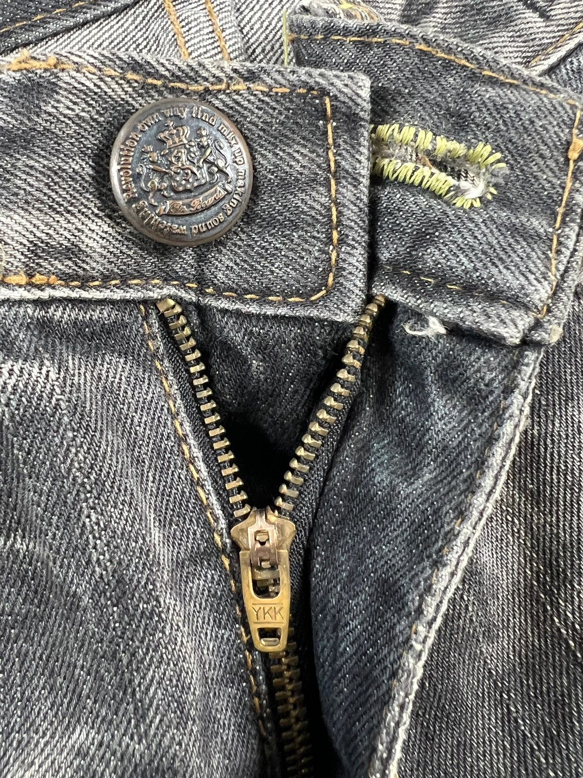 Japanese Brand On Board 🇯🇵 Distressed Flare Denim Size US 31 - 12 Thumbnail