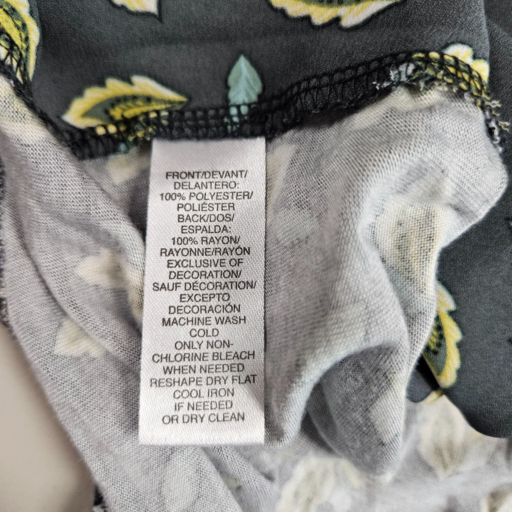 Loft LOFT Ann Taylor Womens Top Sz XS Sleeveless Gray Yellow Rayon Polyester Blouse Shirt Womens XS Sleeveless Multicolor 90s?? Size XS / US 0-2 / IT 36-38 - 5 Thumbnail