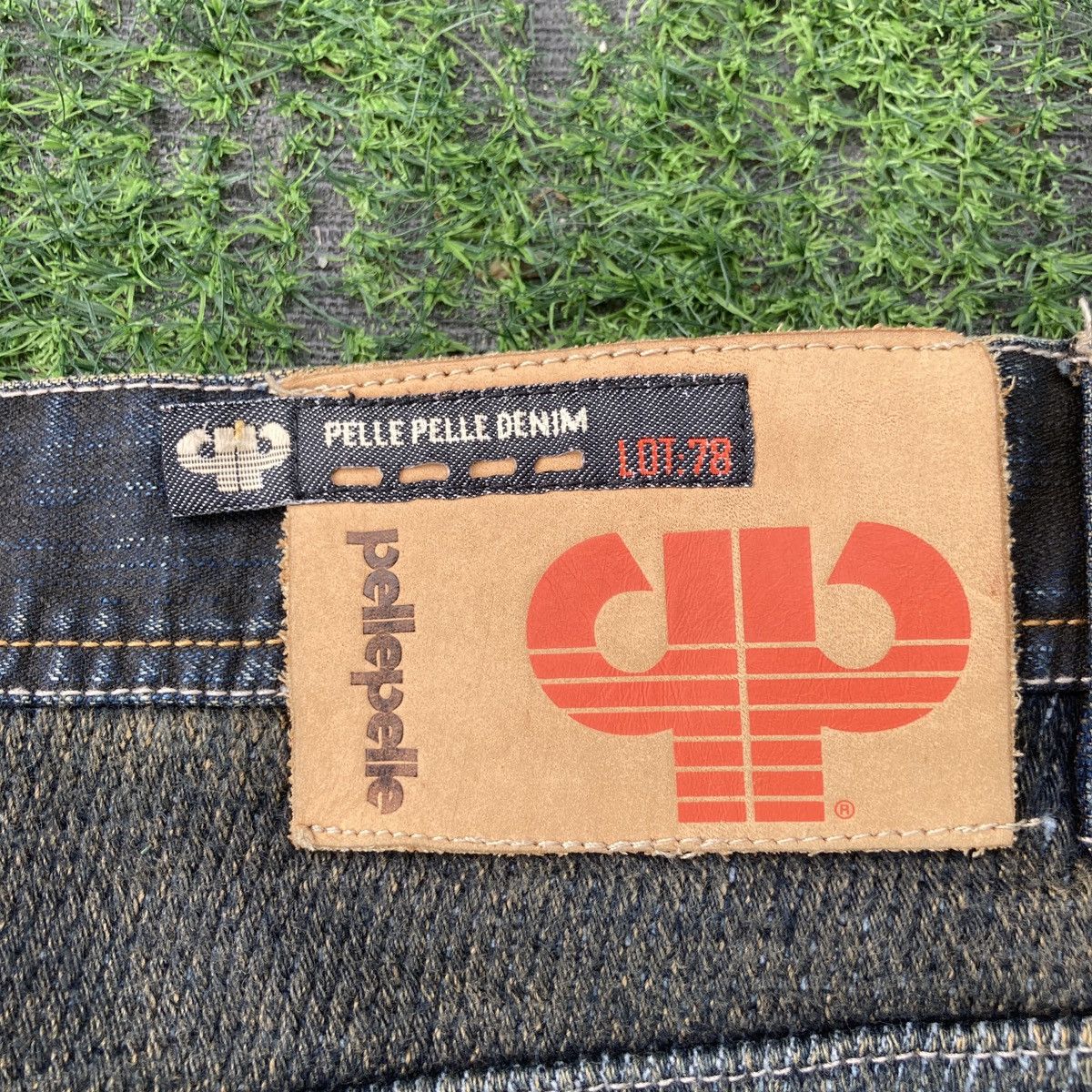 Pelle Pelle PELLE PELLE DOUBLE KNEES DENIM Size US 35 - 13 Thumbnail