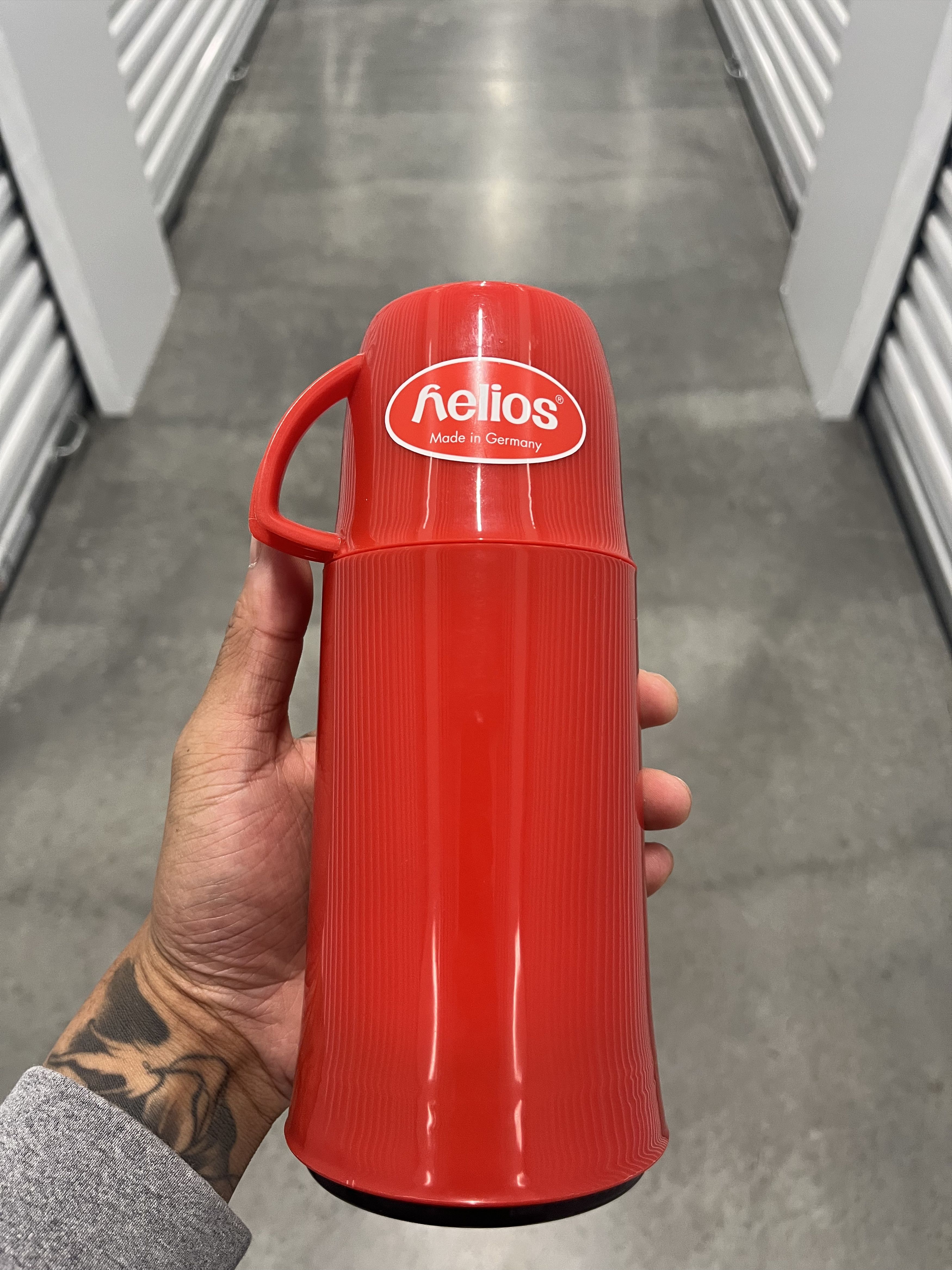 Supreme Supreme x Thermos Helios Red Travel Mug Cup bottle Size ONE SIZE - 3 Thumbnail