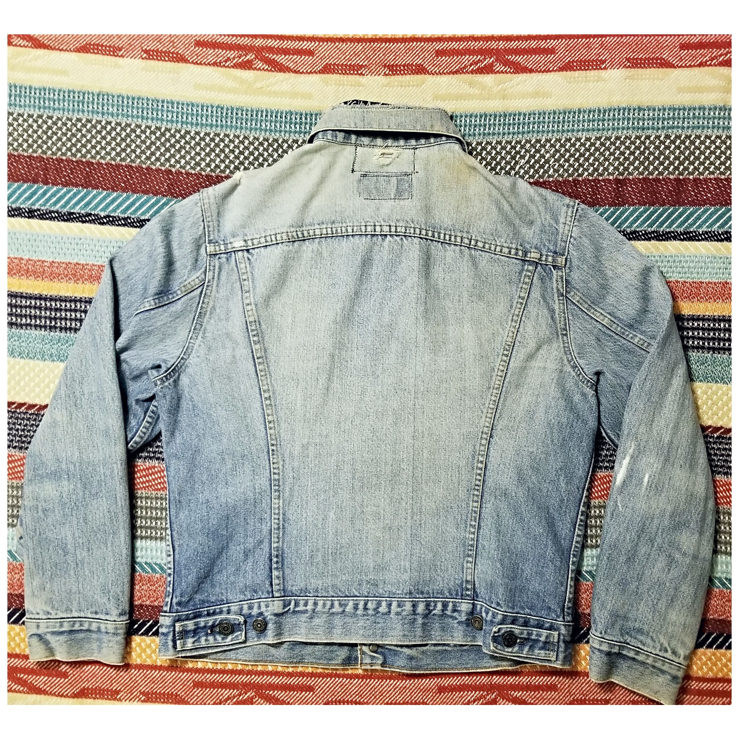 Levi's VTG. LEVI'S DISTRESSED/ REPAIRED TRUCKER JACKET- SIZE LRG Size US L / EU 52-54 / 3 - 11 Thumbnail