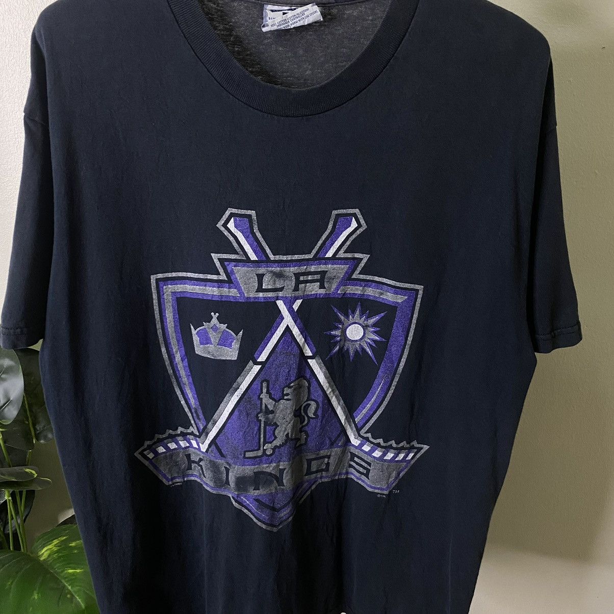 Lee × NHL × Vintage Vintage 1990s Lee X LA Kings NHL Faded Black Tee Size US L / EU 52-54 / 3 - 2 Thumbnail