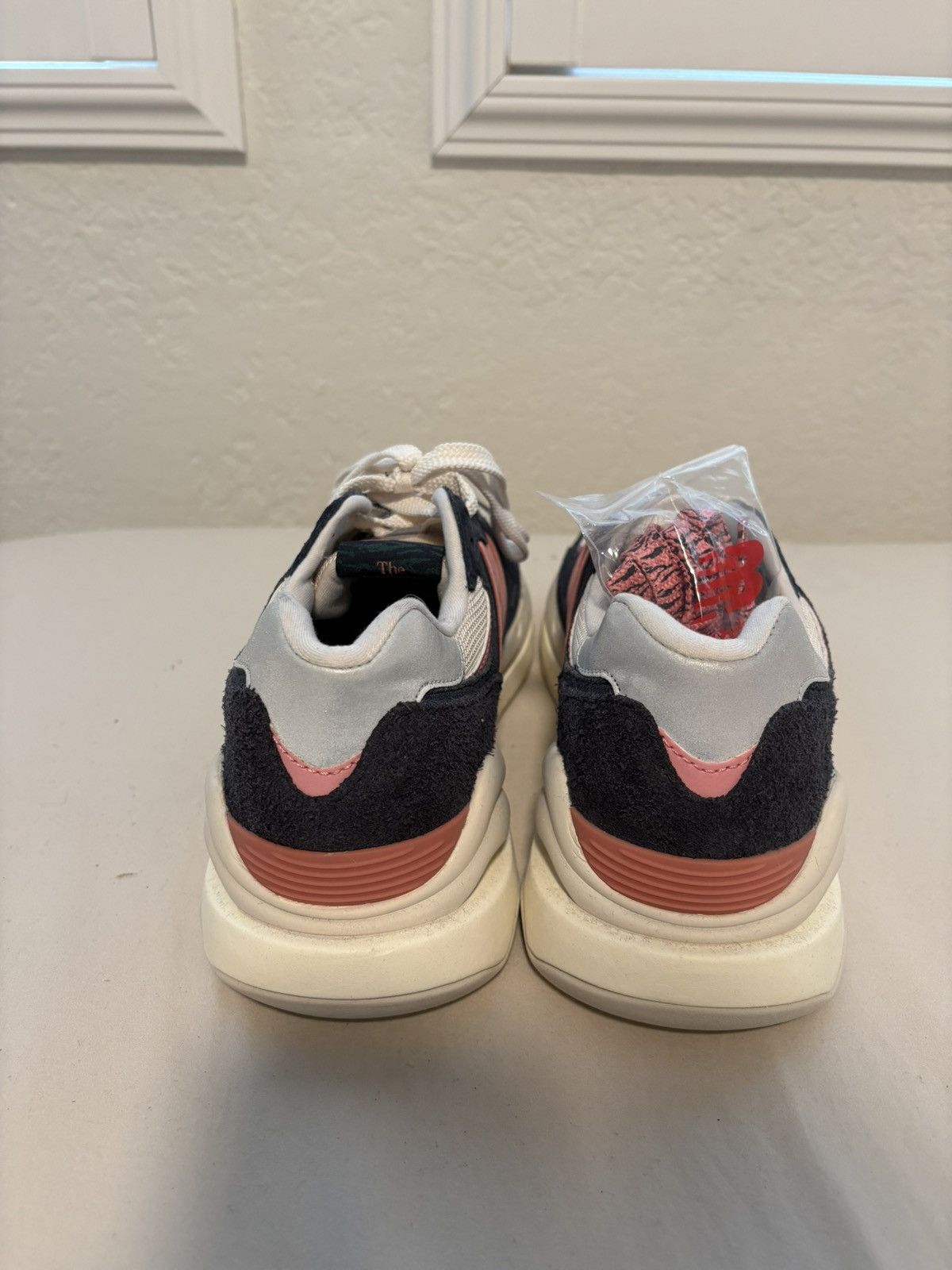 New Balance Never worn New Balance 57/40 Size US 10.5 / EU 43-44 - 4 Thumbnail