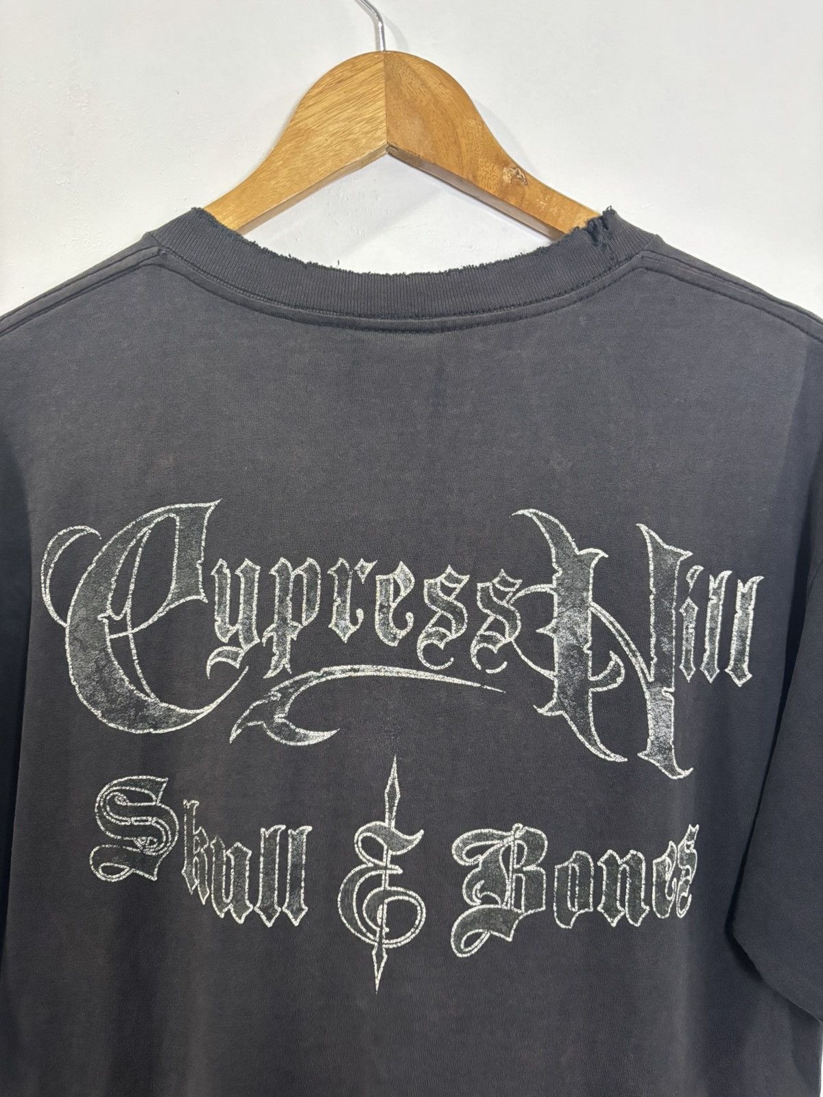 Band Tees × Rap Tees × Vintage Vintage Cypress Hill Skull & Bones Tshirt Size US L / EU 52-54 / 3 - 4 Thumbnail