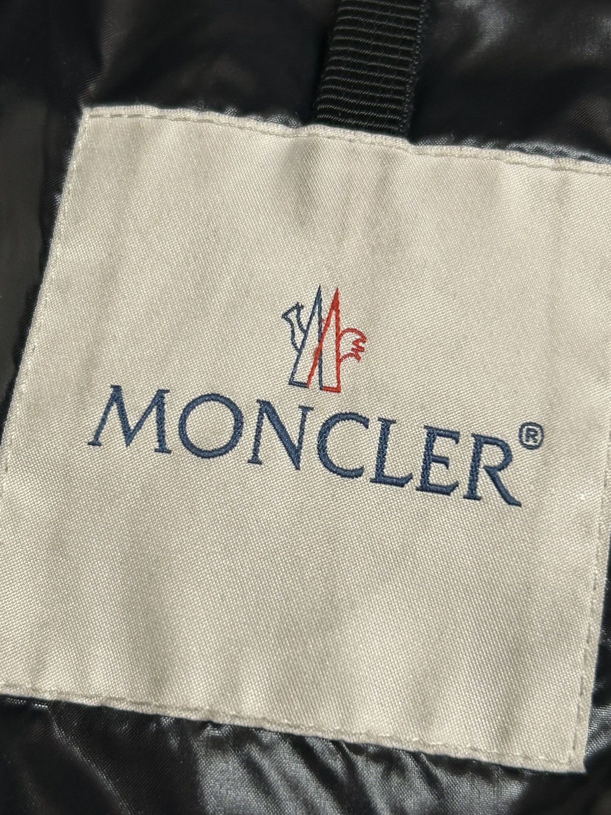 Moncler Moncler Black Down Fabas Lightning Bolt Puffer Jacket Size US XL / EU 56 / 4 - 4 Thumbnail