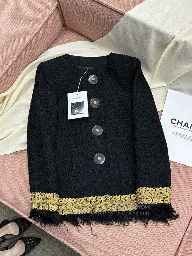 Chanel Chanel Black gold-plated metropolitan series jacket Size XS / US 0-2 / IT 36-38 - 1 Thumbnail