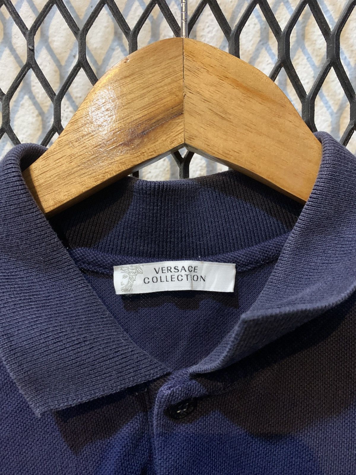 Versace Versace Collection collar small logo Size US M / EU 48-50 / 2 - 3 Thumbnail