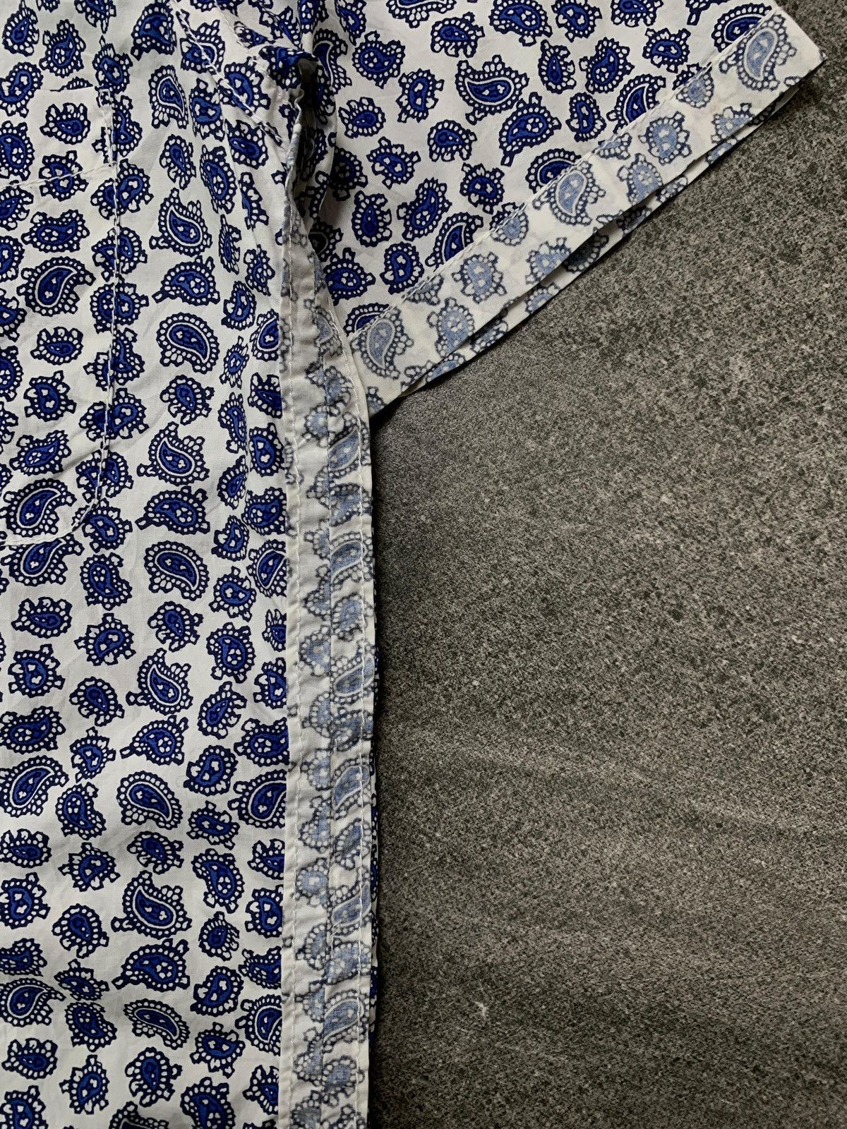 Comme des Garcons Homme FREE IMPORT TAX Paisley SS Shirts Size US S / EU 44-46 / 1 - 5 Thumbnail