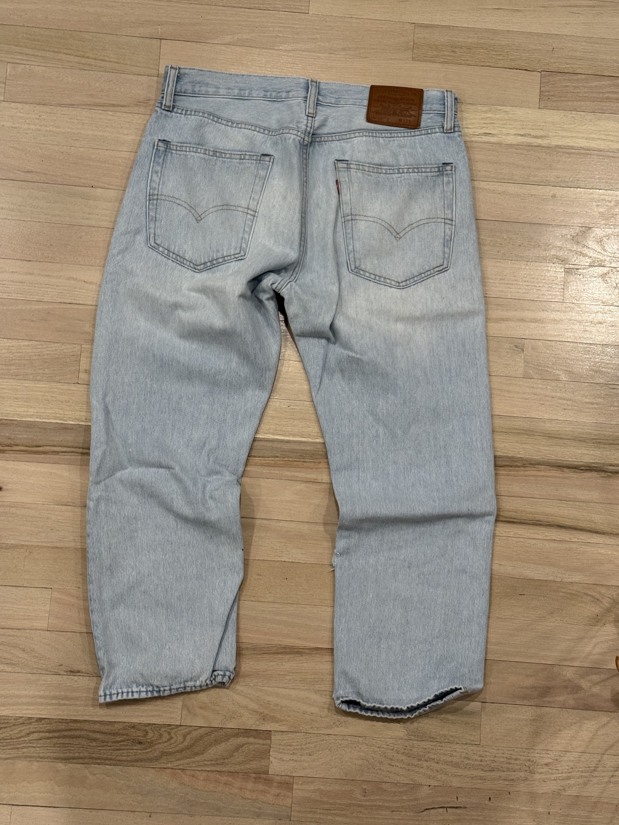 Levi's Levi's 551Z Cropped (32W) - Light Wash Size US 32 / EU 48 - 2 Thumbnail