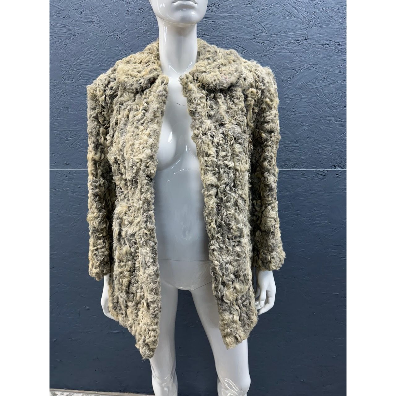 Vintage Vintage Hall Furriers Persian Lamb Fur Coat Size S / US 4 / IT 40 - 2 Thumbnail