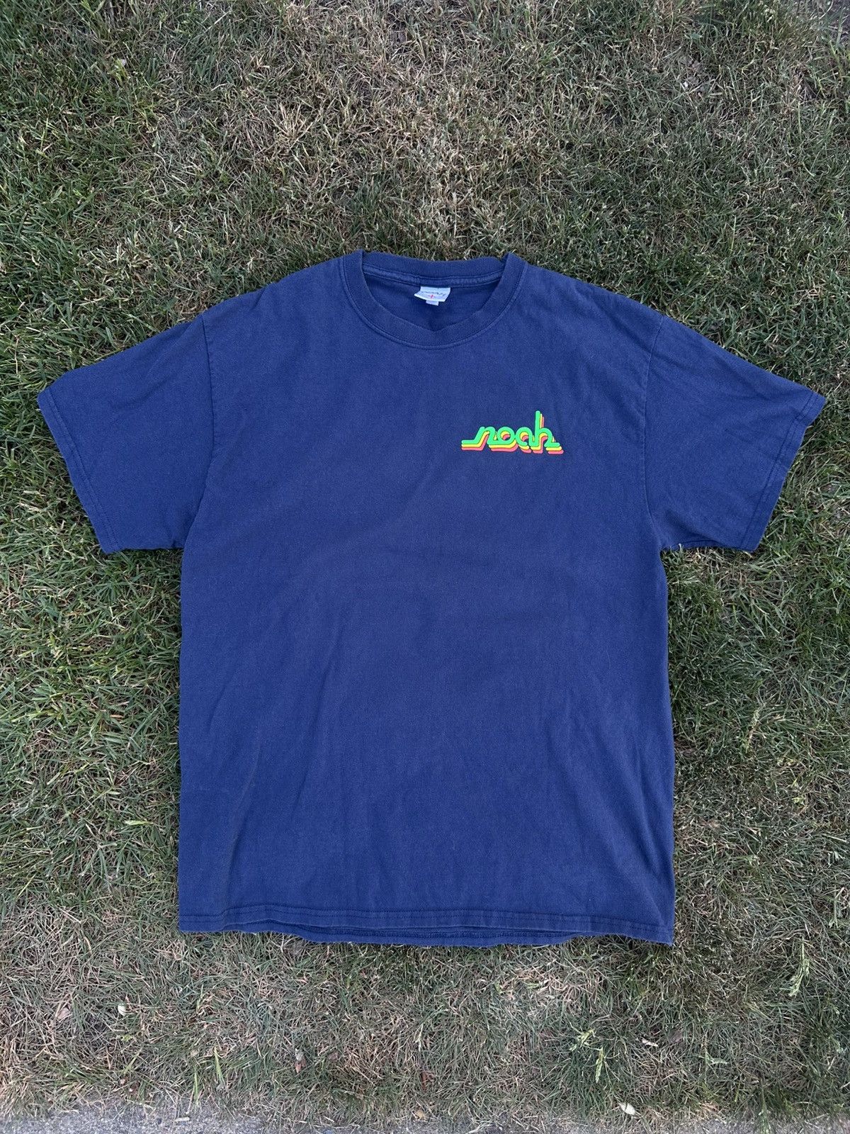 Noah Navy Noah T shirt Size US L / EU 52-54 / 3 - 1 Thumbnail