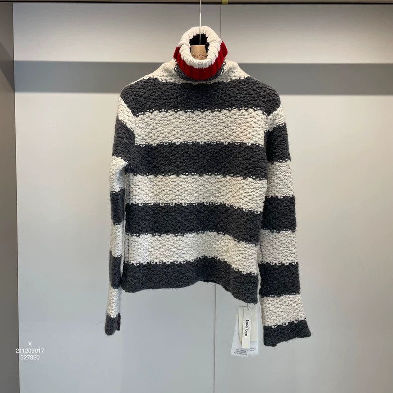 Thom Browne Thom Browne Gray and white striped cashmere high collar sw Size US M / EU 48-50 / 2 - 1 Thumbnail