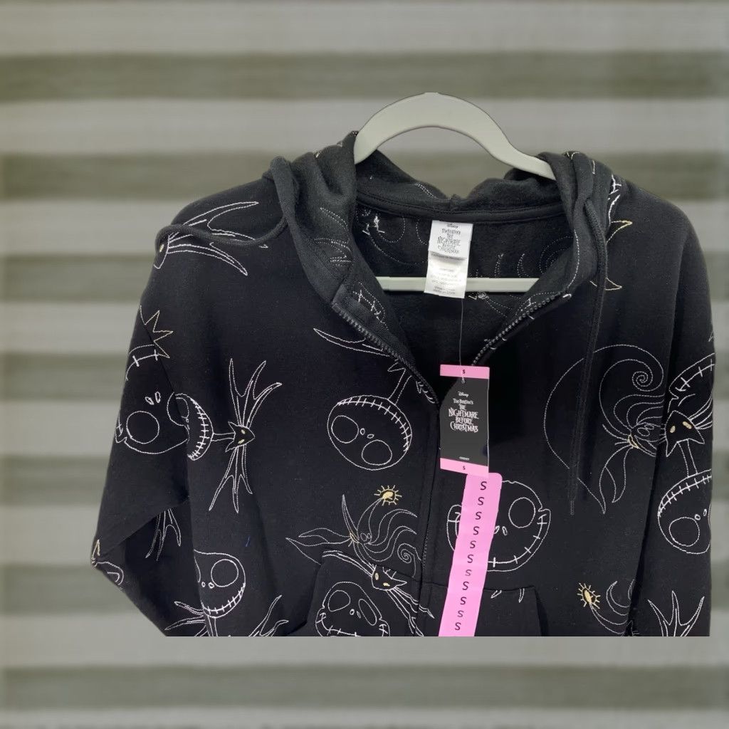 Disney Nightmare Before Christmas Disney Hoodie Sweatshirt Women Small Black Full Zip Shirt Mature? Size S / US 4 / IT 40 - 1 Thumbnail