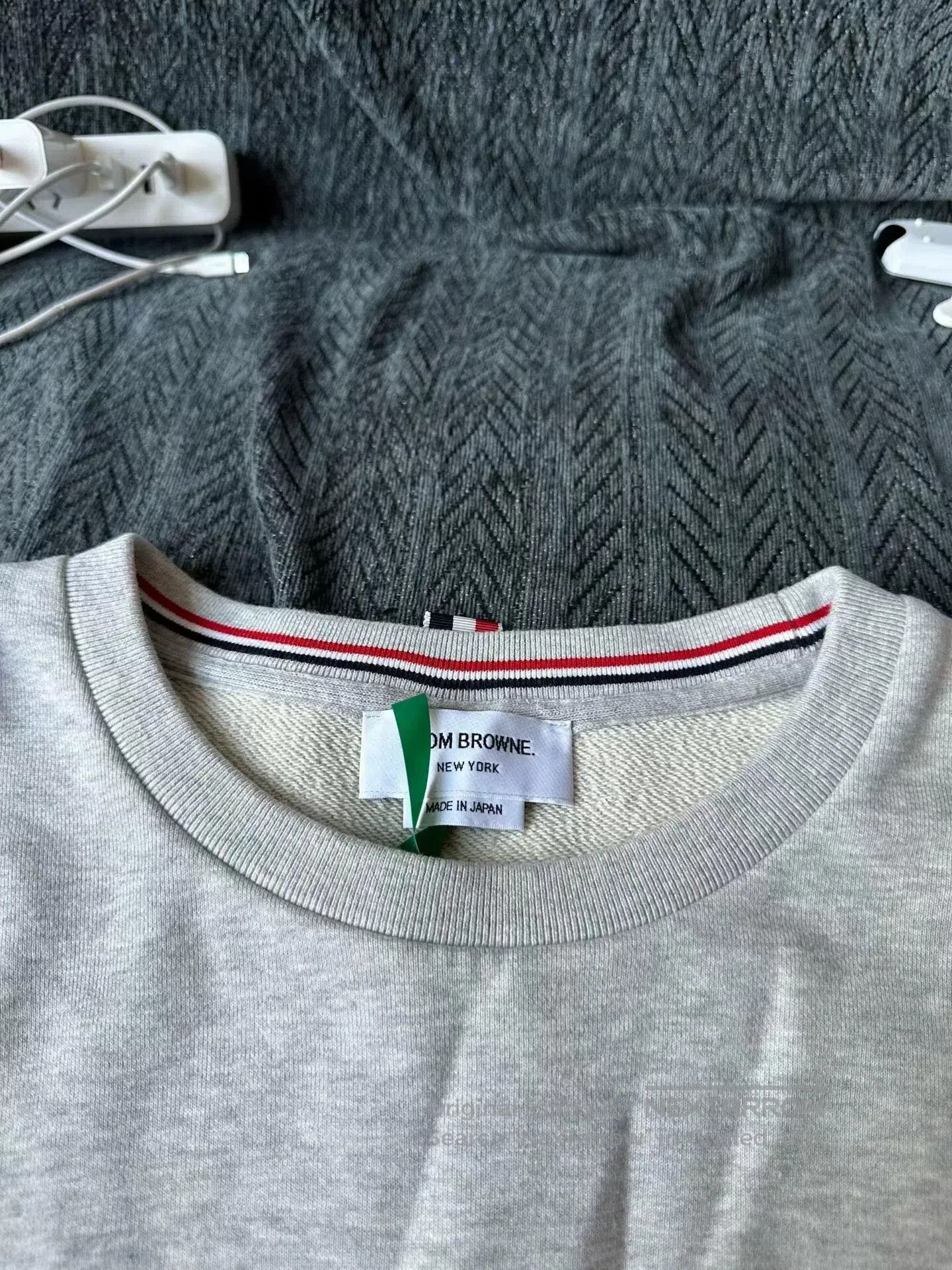 Thom Browne thom browne gray sweatshirt with stripes. Size US L / EU 52-54 / 3 - 3 Thumbnail