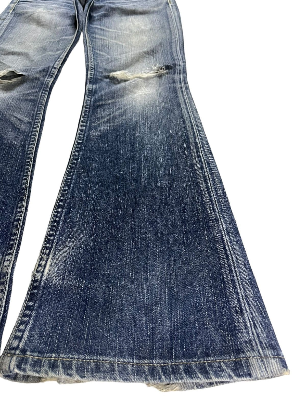 Vintage 90s Levis Star Faded Wash Distressed Flare Jeans