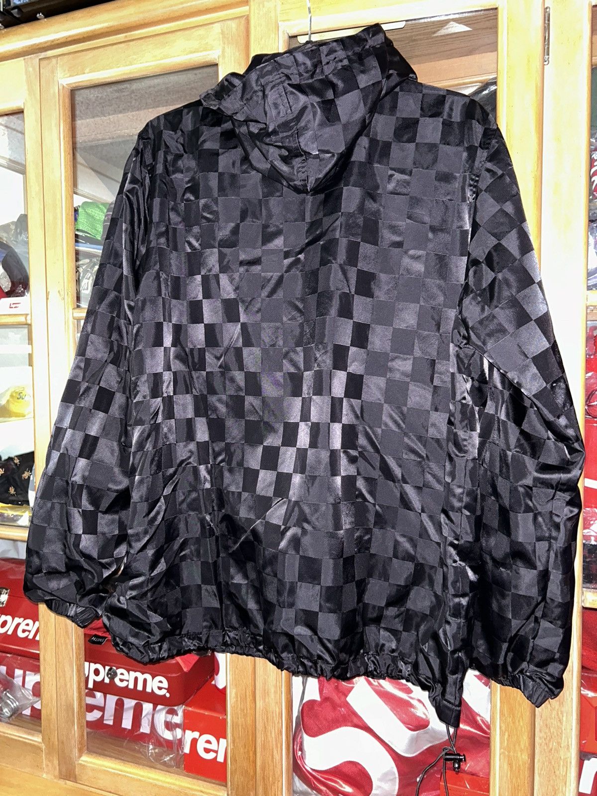 Supreme Supreme Checkerboard Nylon Hooded Pullover SS17 size Large Size US L / EU 52-54 / 3 - 5 Thumbnail
