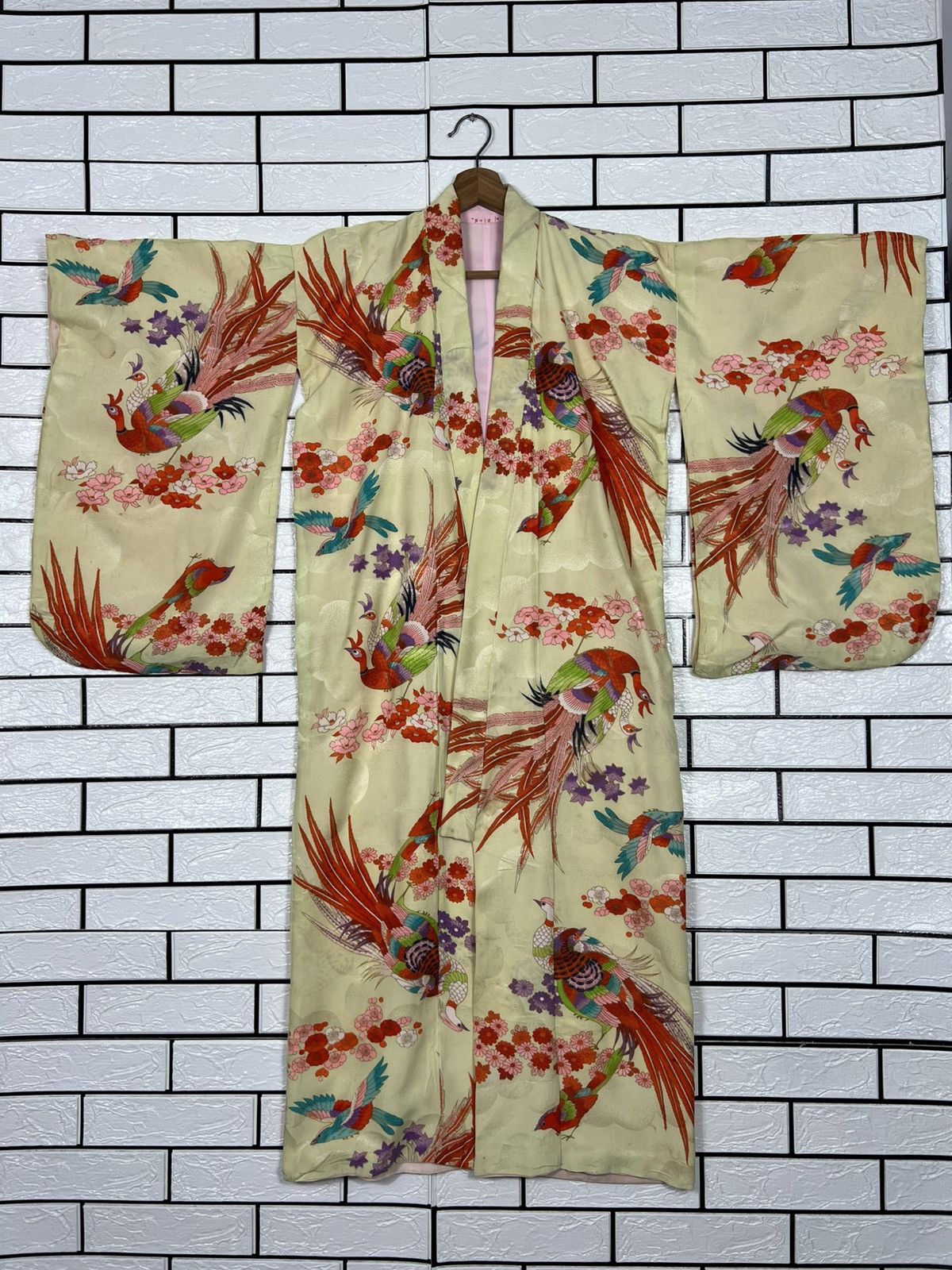 Japanese Brand Vintage Kimono Motif Design Phoenixes Florals #4152-C190 Size M / US 6-8 / IT 42-44 - 1 Thumbnail
