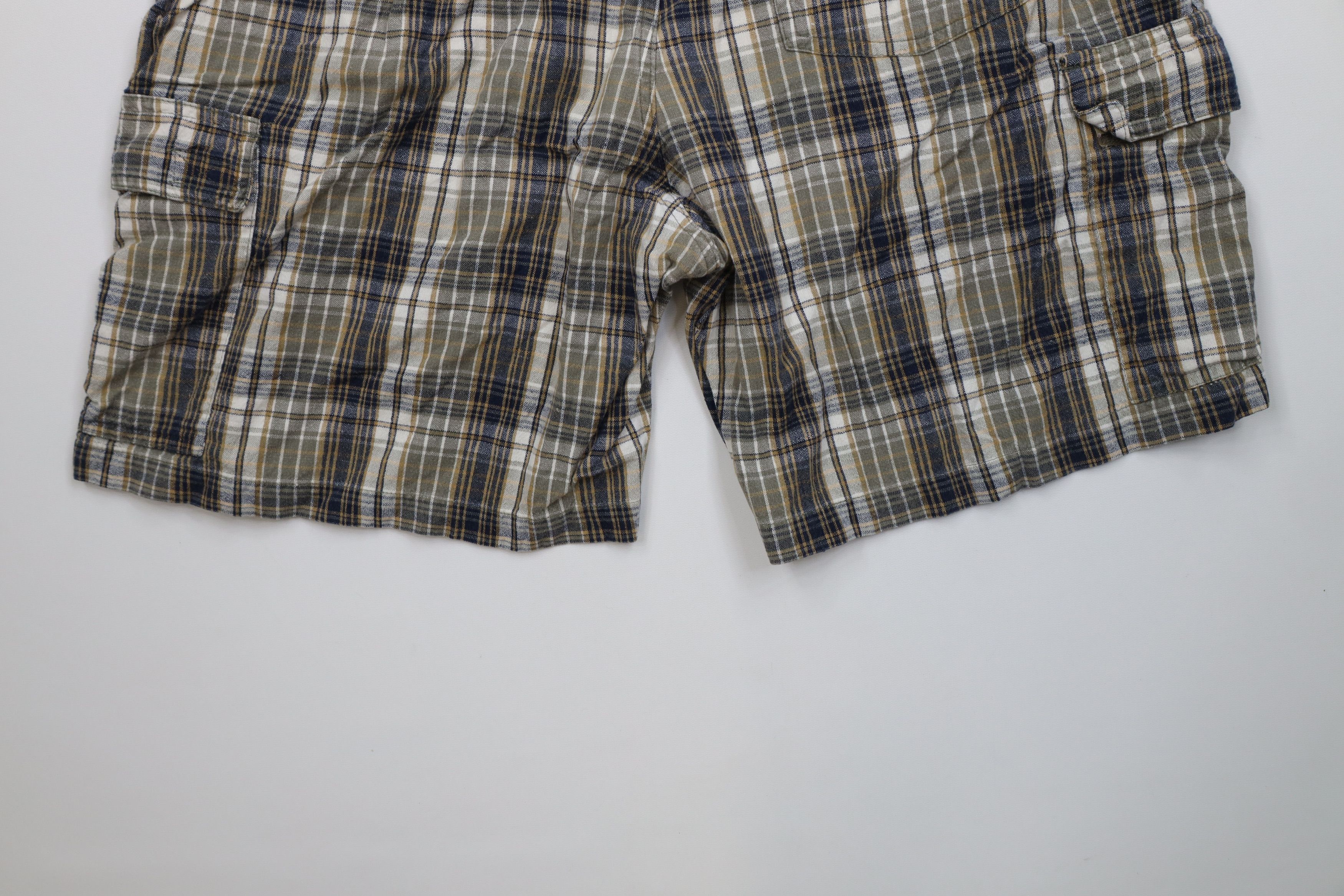 Vintage Vintage 90s Y2K Streetwear Above Knee Cargo Shorts Plaid Size US 34 / EU 50 - 11 Thumbnail