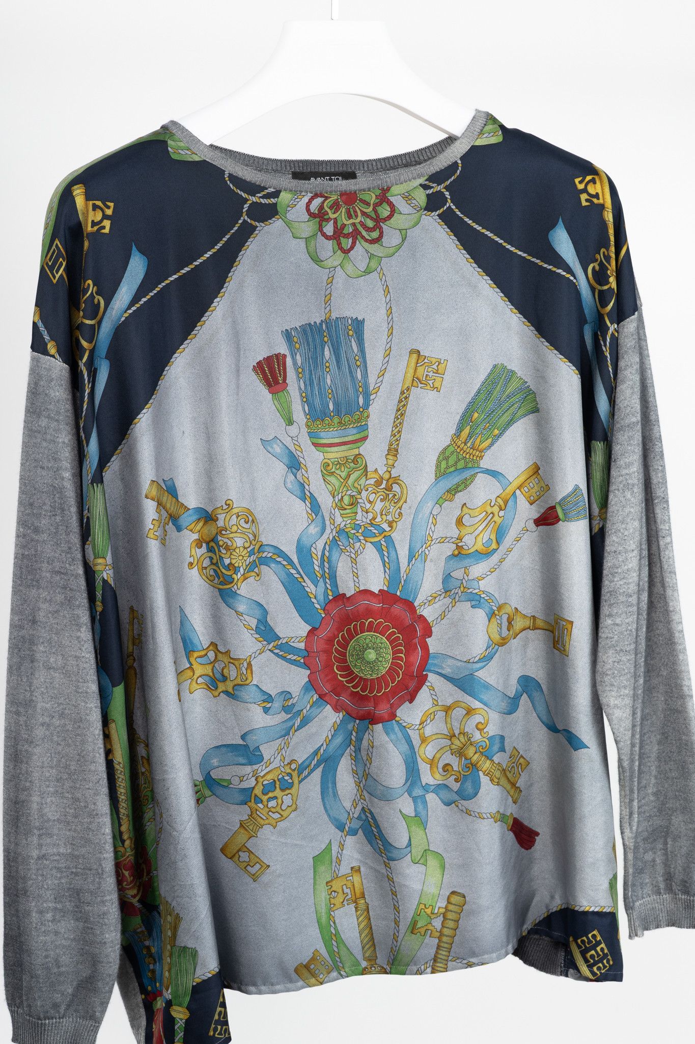 Avant Toi Avant Toi Grey Cashmere & Silk Graphic-Front Sweater Size XS / US 0-2 / IT 36-38 - 3 Thumbnail