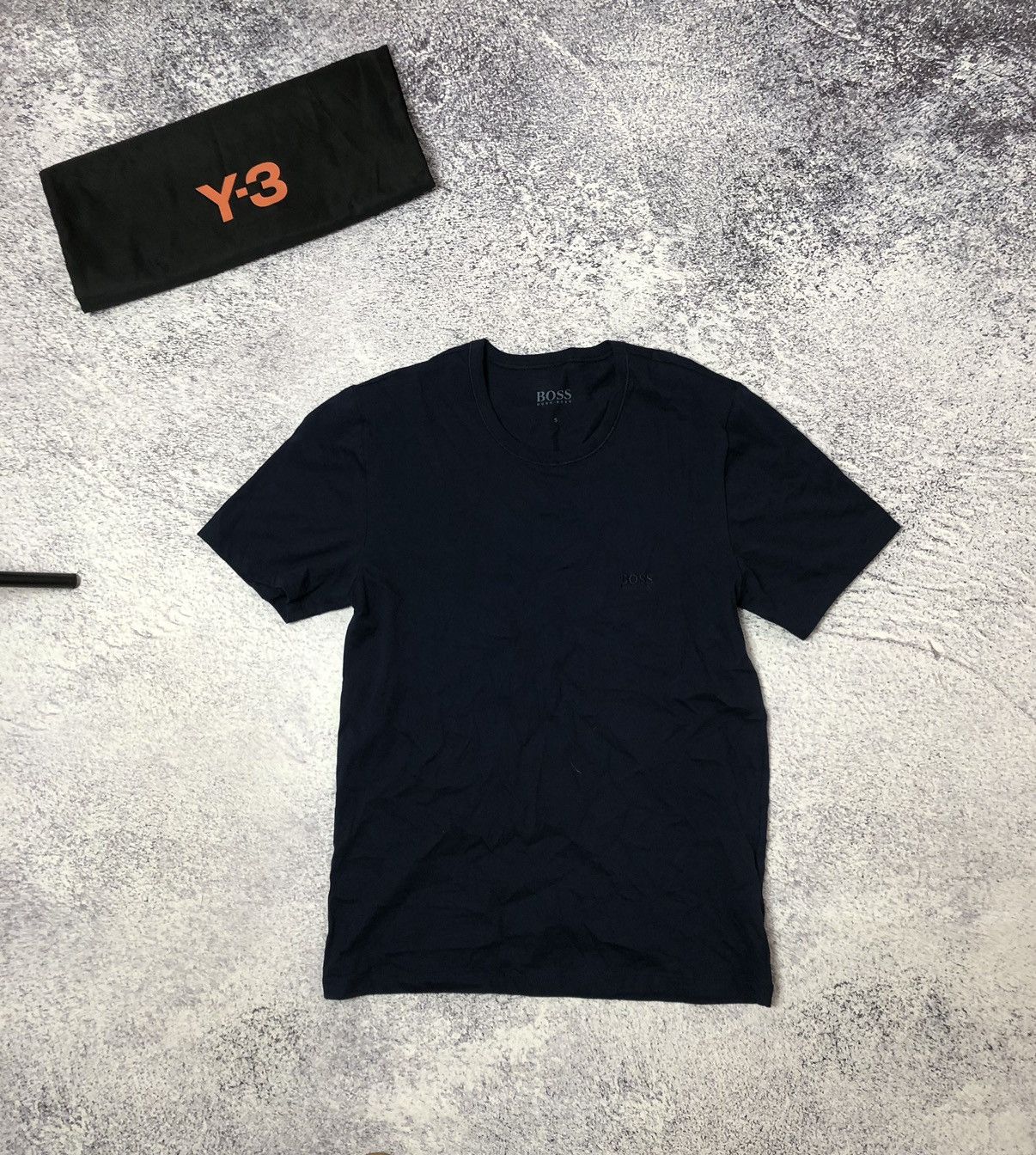 Hugo Boss Men’s t-shirt Hugo Boss size S y2k casual classic ykk Size US M / EU 48-50 / 2 - 1 Thumbnail