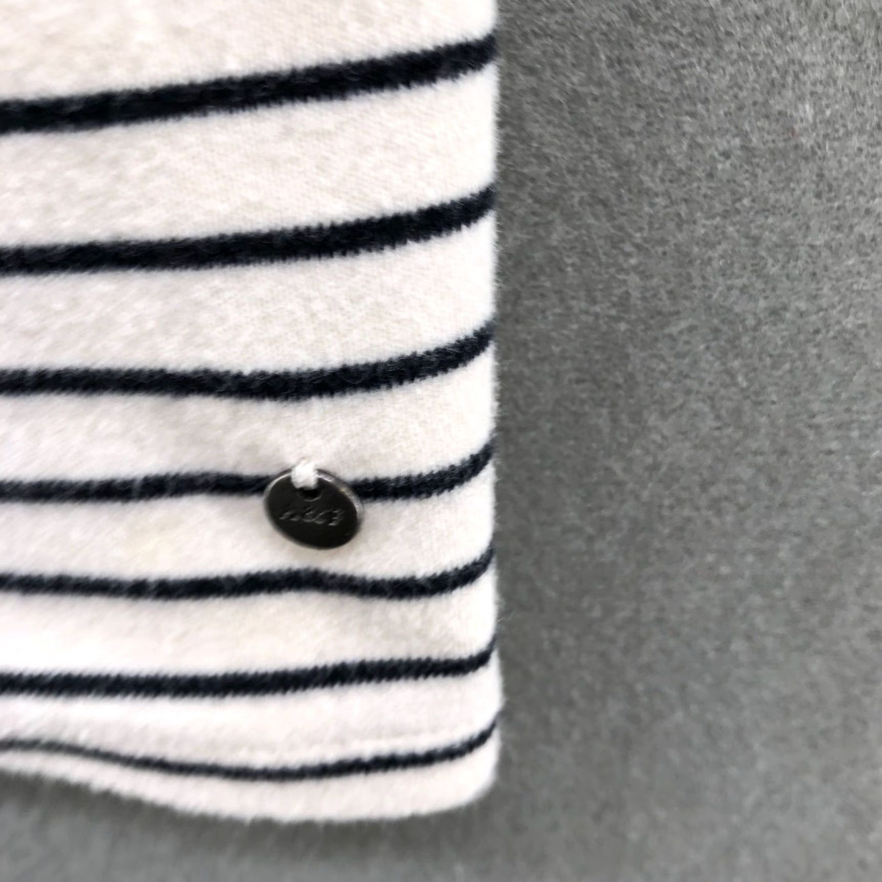 Abercrombie & Fitch Abercrombie & Fitch Mock Neck T Shirt Womens M Black White Striped Short Sleeve Size M / US 6-8 / IT 42-44 - 6 Thumbnail