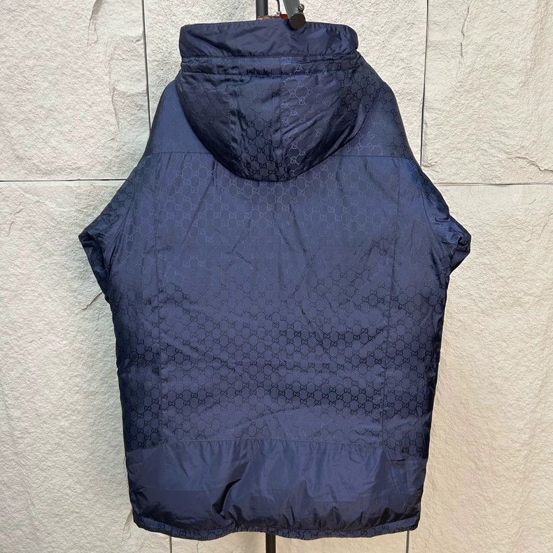 Gucci Gucci Badge dark pattern full-print down jacket Size US M / EU 48-50 / 2 - 2 Thumbnail