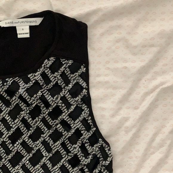 Diane von Furstenberg DVF DIANE VON FURSTENBERG size S beaded front cocktail dress Size S / US 4 / IT 40 - 7 Thumbnail
