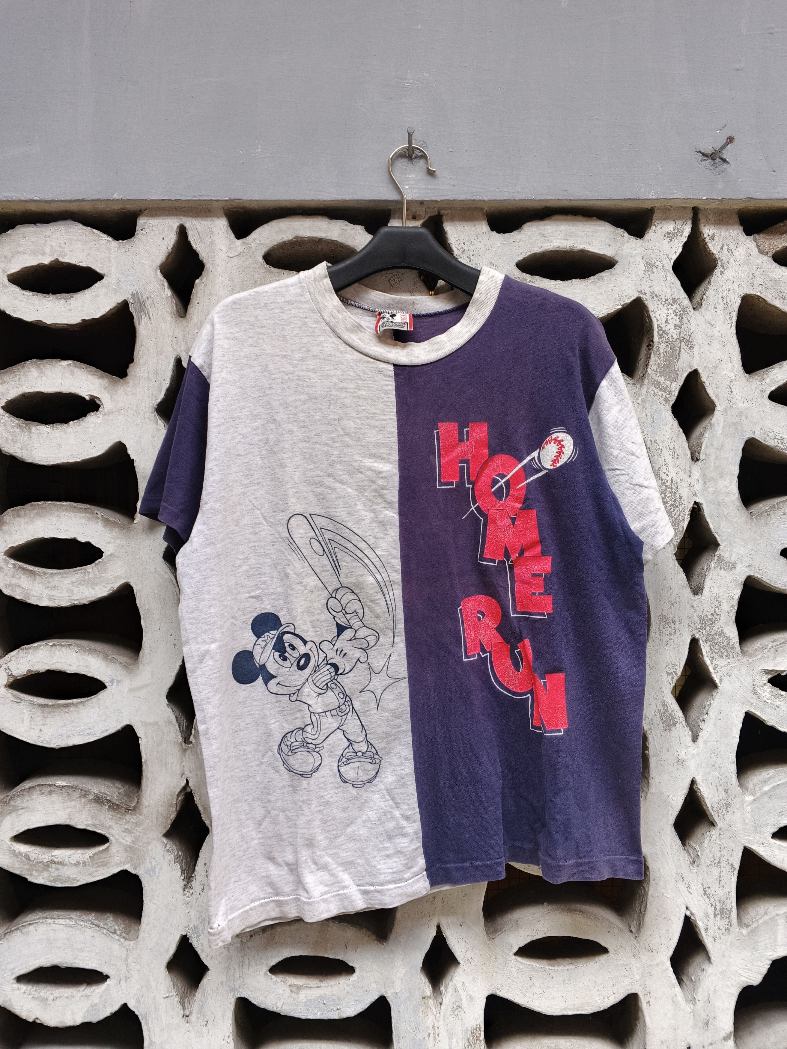 Disney × Mickey Mouse × Vintage Vintage disney two tone Size US M / EU 48-50 / 2 - 1 Thumbnail